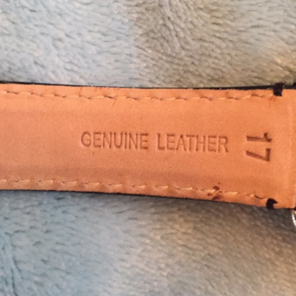 Genuine Coach Watch - Picture 4 of 7